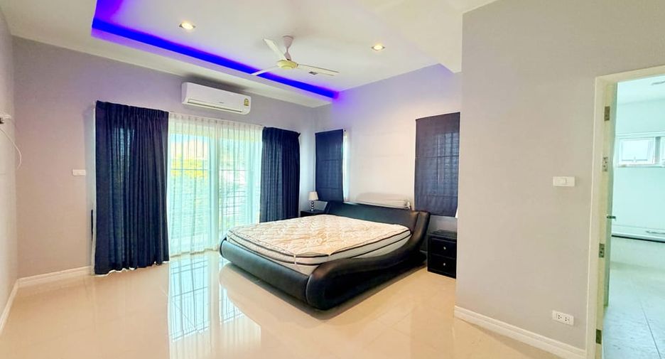 出租 4 卧室 别墅 在 Bang Lamung, Chon Buri