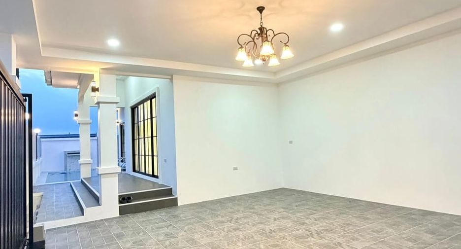 Villa en venta de 3 habitaciones en East Pattaya, Pattaya