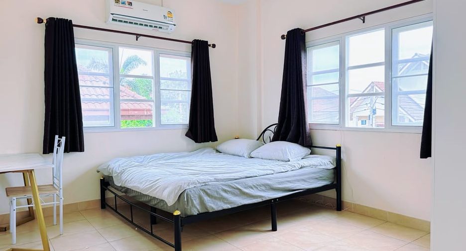 Haus zum Kauf mit 4 Zimmer in Bang Lamung, Chonburi