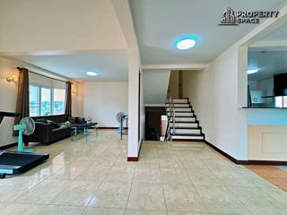 Haus zum Kauf mit 4 Zimmer in Bang Lamung, Chonburi