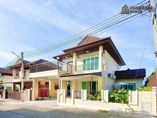 Haus zum Kauf mit 4 Zimmer in Bang Lamung, Chonburi