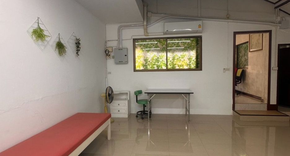 Oficina en alquiler de 1 habitaciones en Mueang Chiang Mai, Chiang Mai