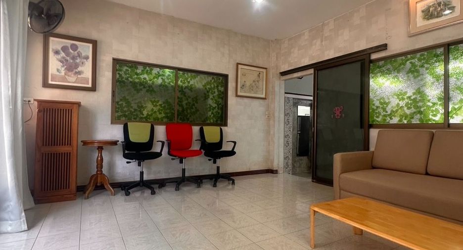 Oficina en alquiler de 1 habitaciones en Mueang Chiang Mai, Chiang Mai