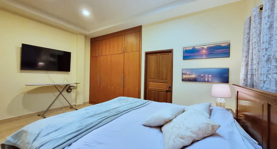 À vendre 4 chambres villa à Bang Lamung, Chonburi