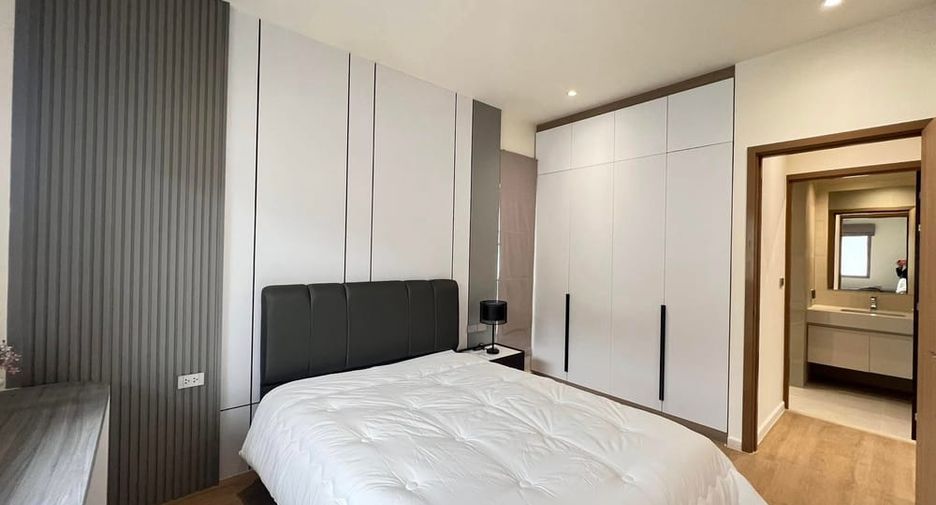 For sale 4 bedrooms house in Bang Lamung, Chonburi