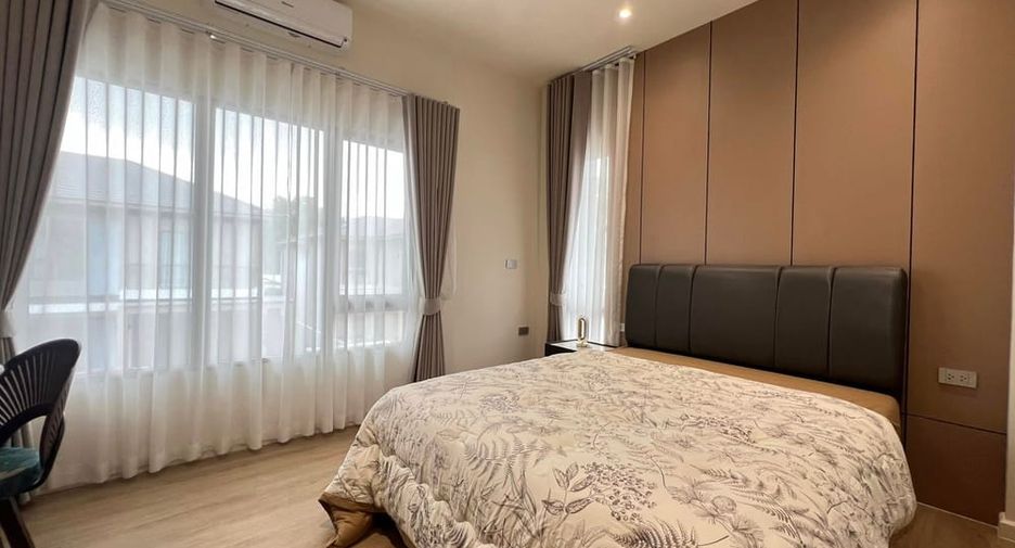 For sale 4 bedrooms house in Bang Lamung, Chonburi