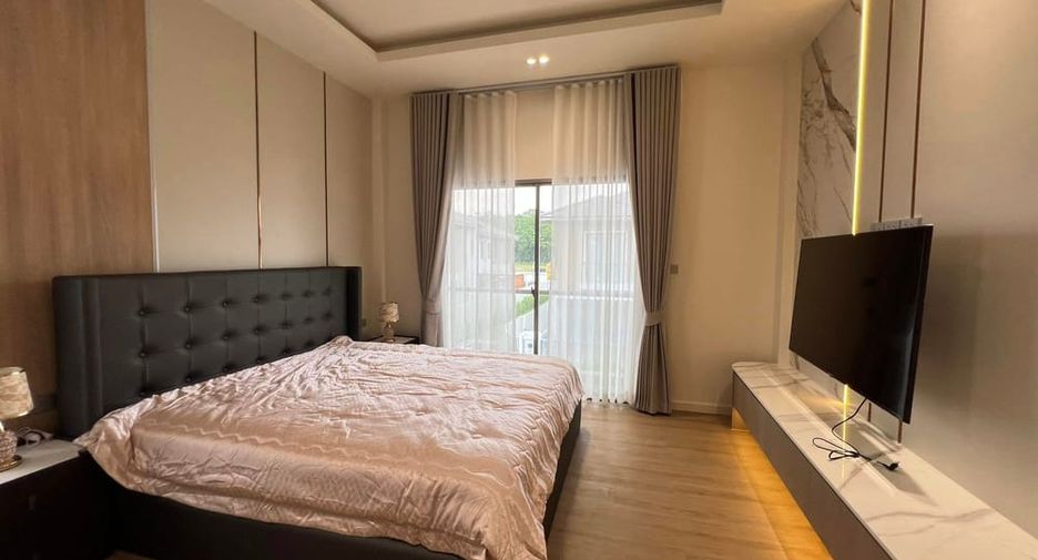 For sale 4 bedrooms house in Bang Lamung, Chonburi