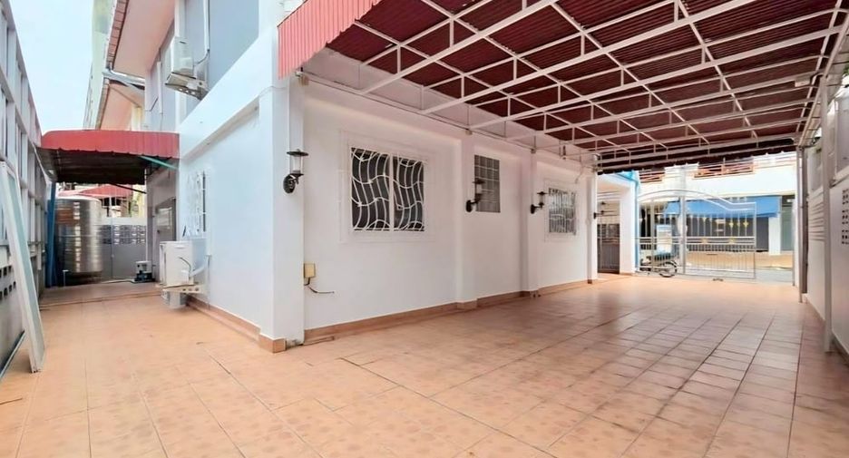 For rent 4 ベッドルーム house in Bang Lamung, Chonburi