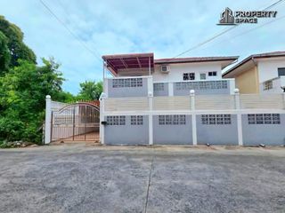 For rent 4 ベッドルーム house in Bang Lamung, Chonburi