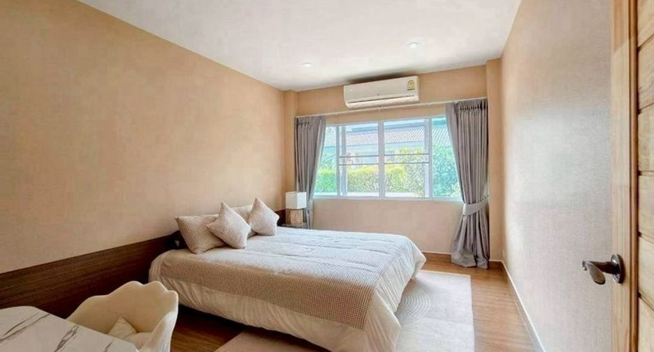 For rent and for sale 4 bedrooms house in Mueang Chiang Mai, Chiang Mai