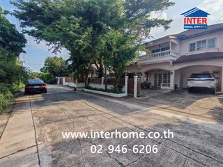 For sale 4 bedrooms house in Khlong Sam Wa, Bangkok