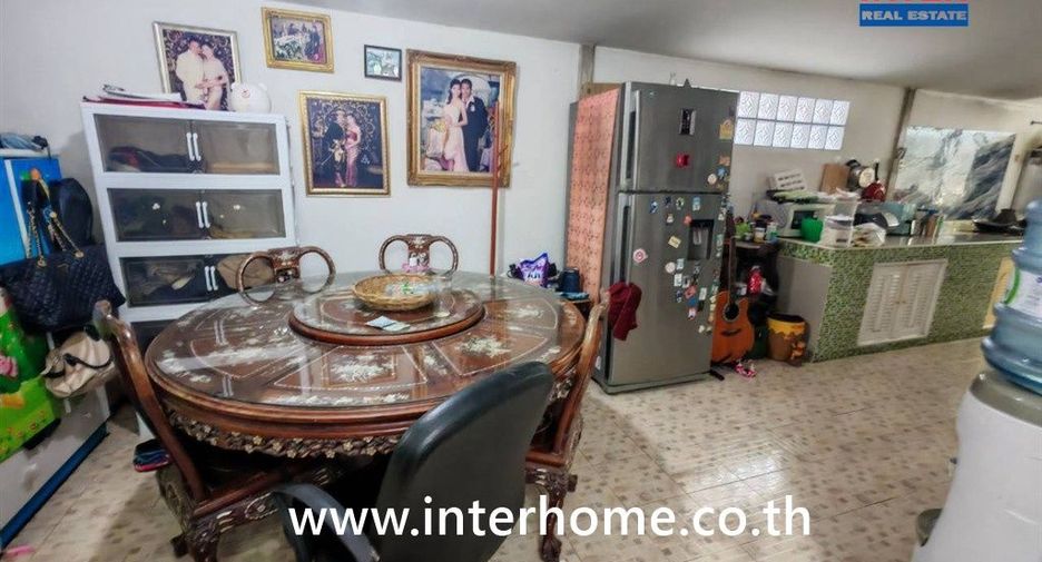 For sale 4 bedrooms house in Khlong Sam Wa, Bangkok
