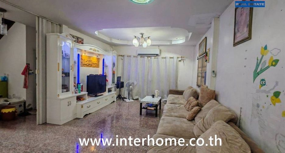 For sale 4 bedrooms house in Khlong Sam Wa, Bangkok