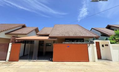 出租 和 出售 2 卧室 独立屋 在 Huai Yai, 芭提雅