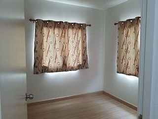 Продажа 3 спальни таунхаус в Лат Крабанг, Бангкок