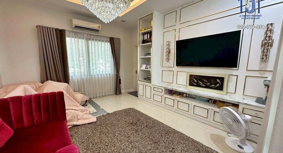 For sale 4 bedrooms house in Prawet, Bangkok