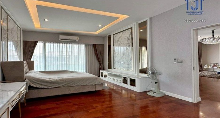 For sale 4 bedrooms house in Prawet, Bangkok