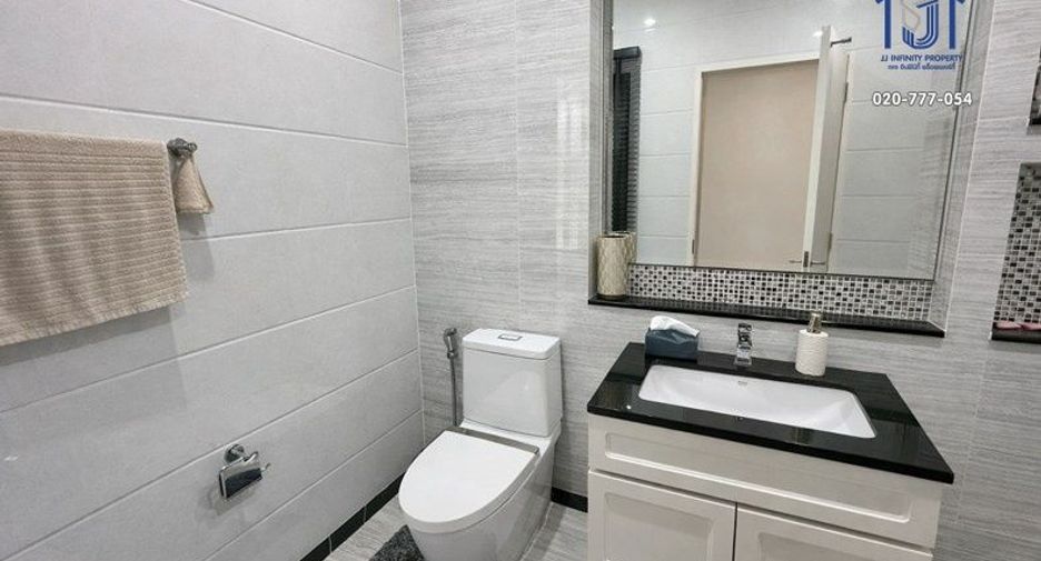 For sale 4 bedrooms house in Prawet, Bangkok