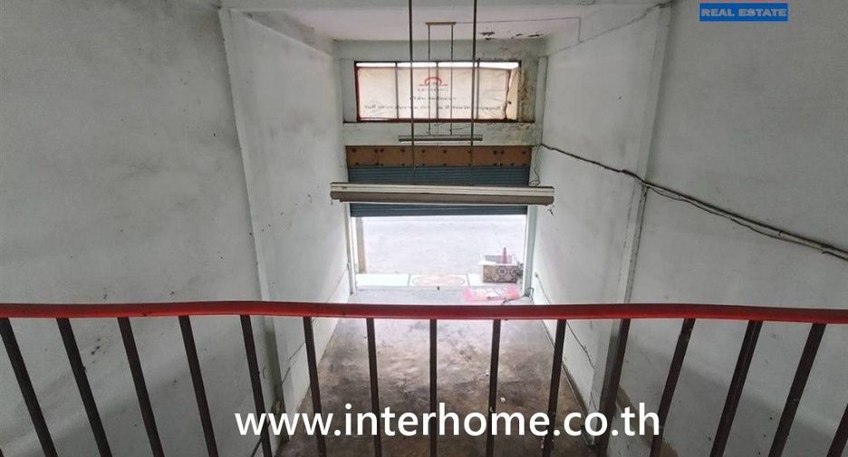 Продажа 3 спальни торговое помещение в Krathum Baen, Самутсакхон