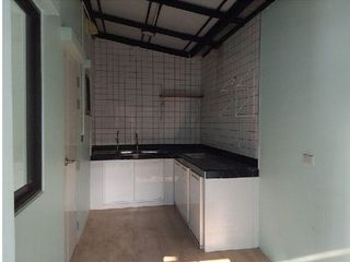 Продажа 3 спальни таунхаус в Лат Крабанг, Бангкок