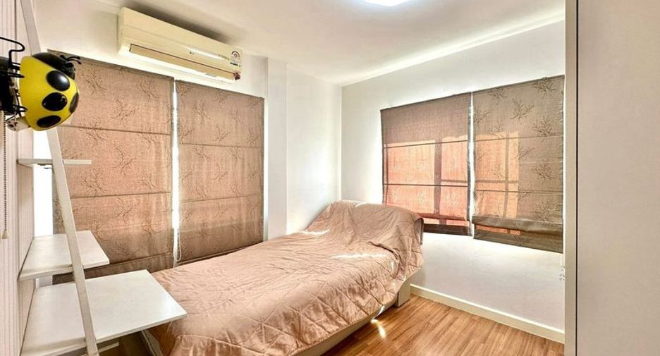 For rent 3 bedrooms house in Mueang Chiang Mai, Chiang Mai