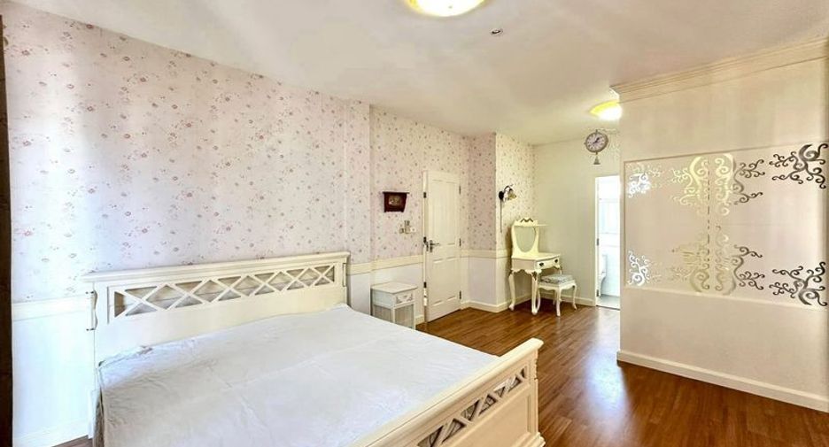 For rent 3 bedrooms house in Mueang Chiang Mai, Chiang Mai