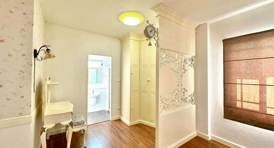 For rent 3 bedrooms house in Mueang Chiang Mai, Chiang Mai
