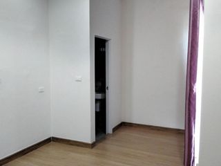 出售 4 卧室 联排别墅 在 Prawet, 曼谷