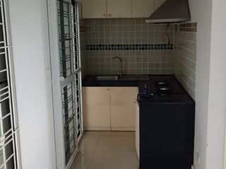 Продажа 3 спальни таунхаус в Пращет, Бангкок