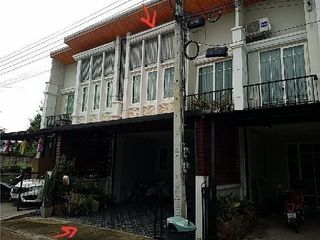 出售 4 卧室 联排别墅 在 Prawet, 曼谷