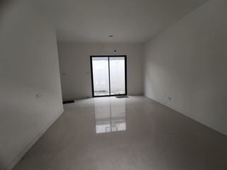 Reihenhaus zum Kauf mit 3 Zimmer in Nong Khaem, Bangkok