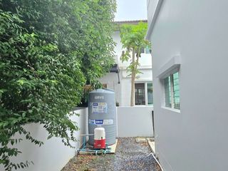 Casa en venta de 3 habitaciones en Phra Samut Chedi, Samut Prakan