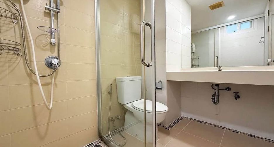 For rent 1 bed condo in Mueang Phuket, Phuket