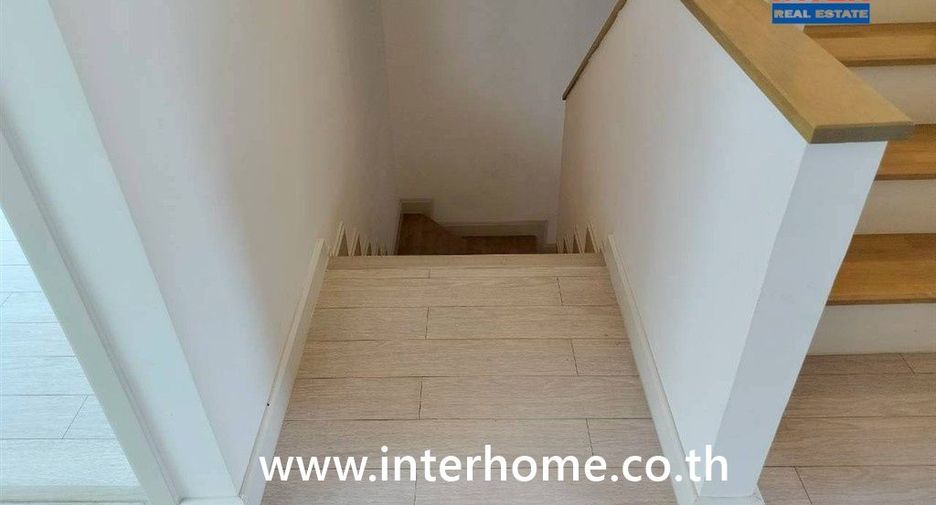 For sale 3 ベッドルーム townhouse in Mueang Pathum Thani, Pathum Thani