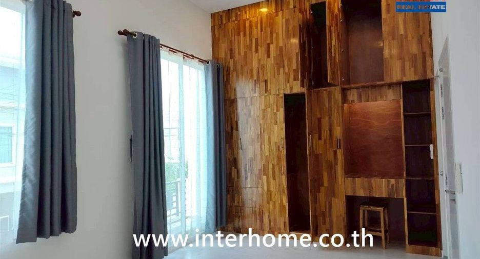 For sale 3 ベッドルーム townhouse in Mueang Pathum Thani, Pathum Thani