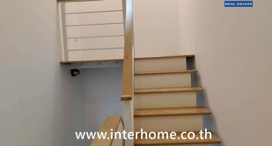 For sale 3 ベッドルーム townhouse in Mueang Pathum Thani, Pathum Thani