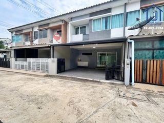 出售 3 卧室 联排别墅 在 Lam Luk Ka, Pathum Thani