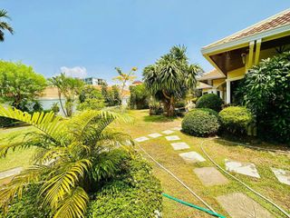 À louer 3 chambres villa à Bang Lamung, Chonburi