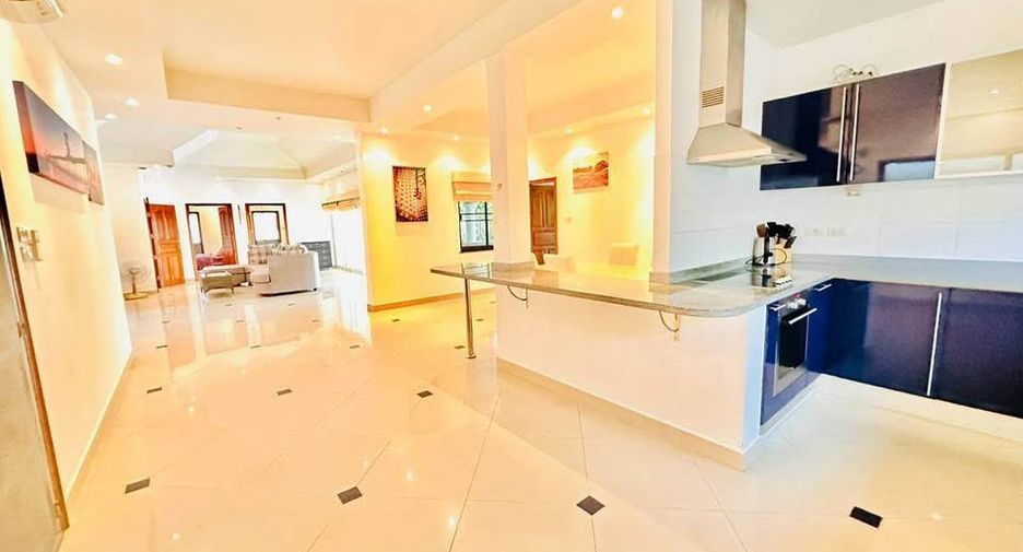 À louer 3 chambres villa à Jomtien, Pattaya