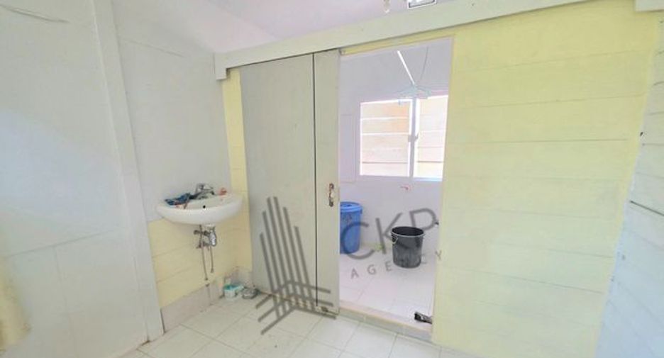 Продажа 2 спальни дом в Sai Noi, Нонтабури