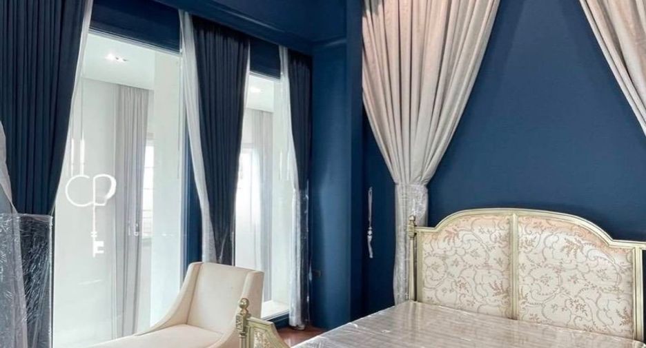 Haus zur Miete mit 5 Zimmer in Mueang Samut Prakan, Samut Prakan