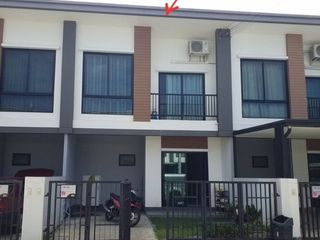 Reihenhaus zum Kauf mit 3 Zimmer in Nong Khaem, Bangkok