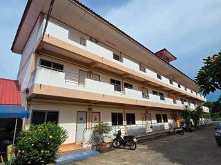 出售 公寓 公寓式住宅 在 Si Racha, Chon Buri