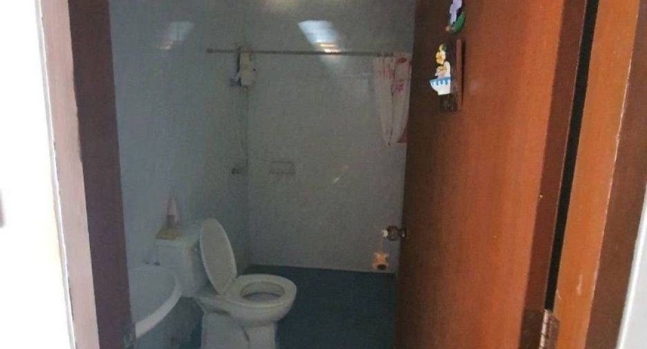 For sale 2 bedrooms townhouse in Mueang Rayong, Rayong