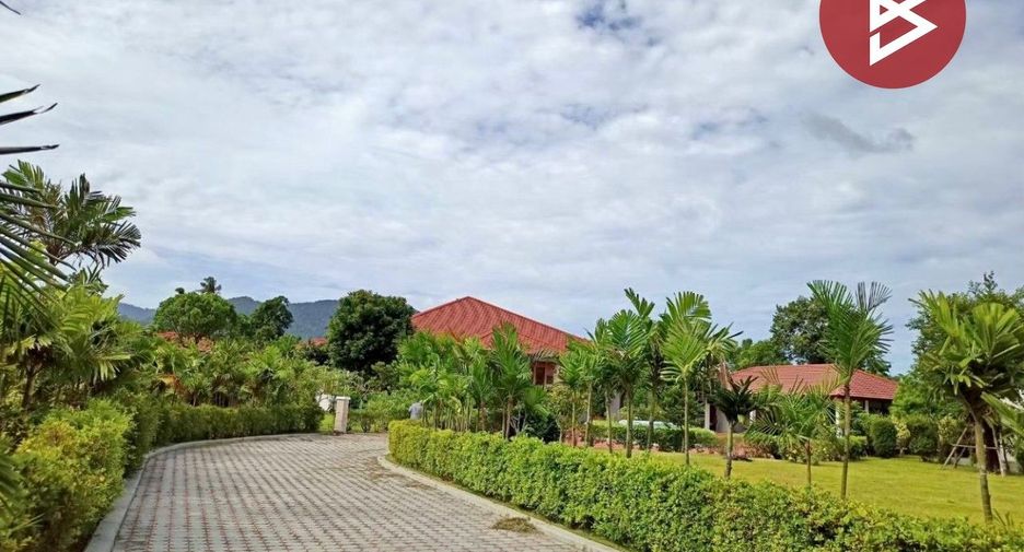 For sale 5 bedrooms house in Mueang Chon Buri, Chonburi