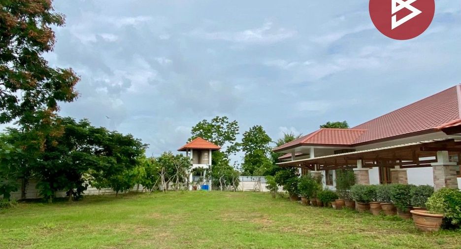 For sale 5 bedrooms house in Mueang Chon Buri, Chonburi