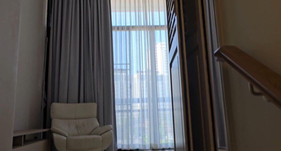 Reihenhaus zur Miete mit 3 Zimmer in Watthana, Bangkok