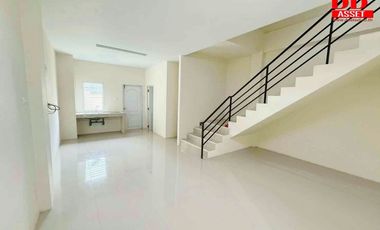 Local comercial en alquiler y en venta de 3 habitaciones en Mueang Suphanburi, Suphan Buri