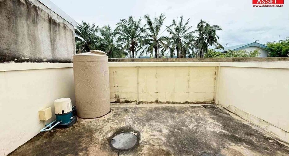 Local comercial en alquiler y en venta de 3 habitaciones en Mueang Suphanburi, Suphan Buri