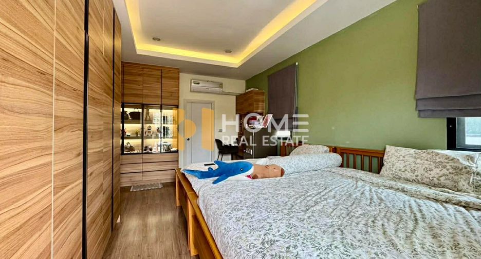 Haus zum Kauf mit 4 Zimmer in Si Racha, Chonburi